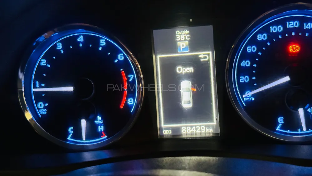 Toyota Corolla 2021 for Sale in Faisalabad Image-1