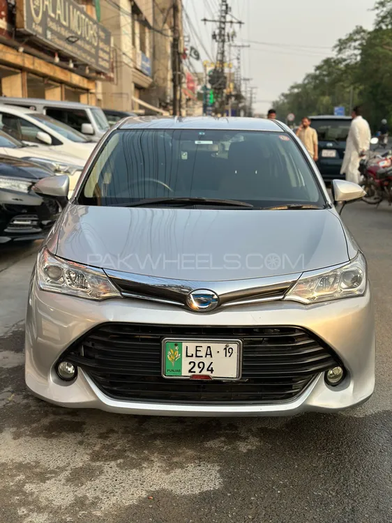 Toyota Corolla Fielder 2015 for Sale in Lahore Image-1