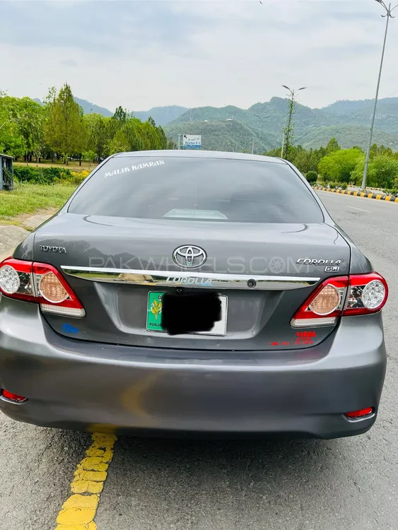 Toyota Corolla 2013 for Sale in Islamabad Image-1