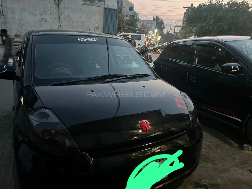 Toyota Passo 2005 for Sale in Lahore Image-1
