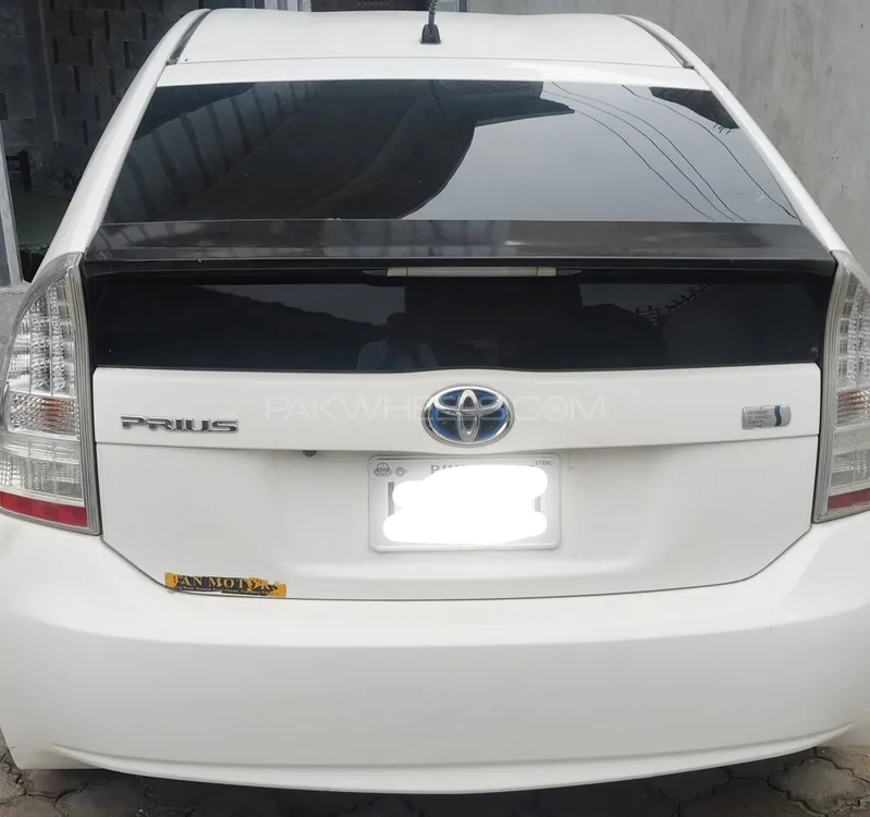 Toyota Prius 2010 for Sale in Swabi Image-1