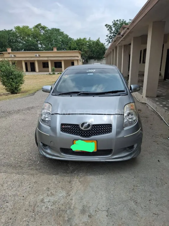 Toyota Vitz 2006 for Sale in Attock Image-1