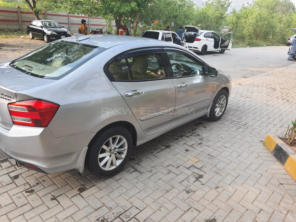Honda City 2017 for Sale in Islamabad Image-1