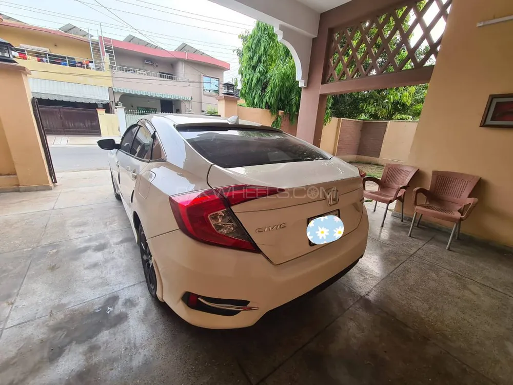 Honda Civic 2020 for Sale in Lahore Image-1