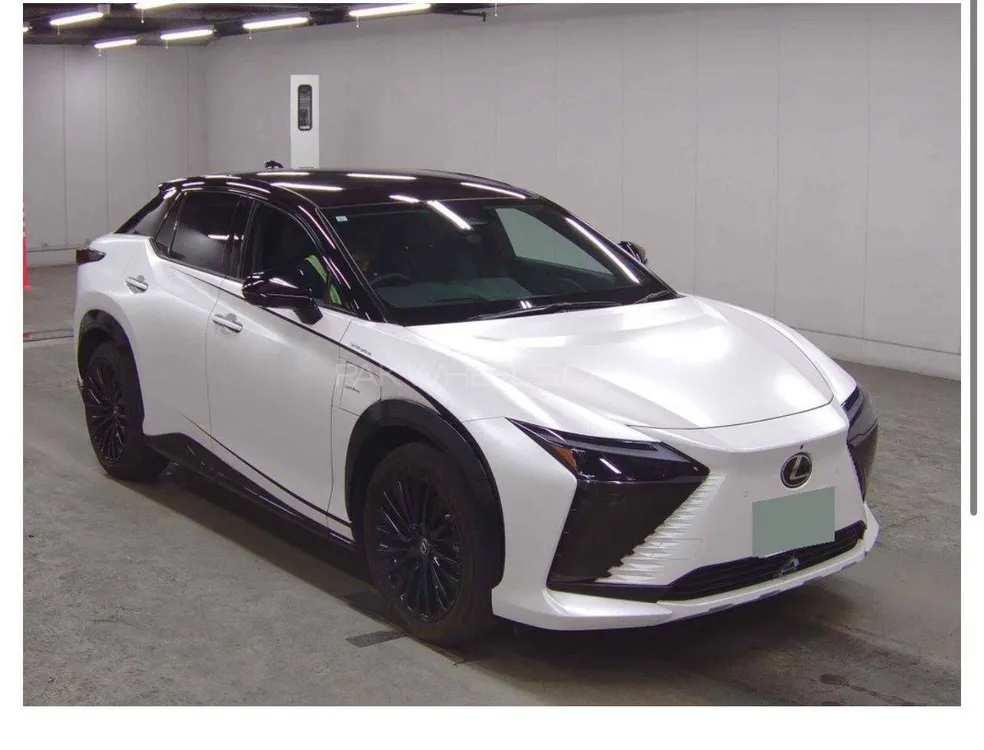 Lexus RZ 2023 for Sale in Karachi Image-1