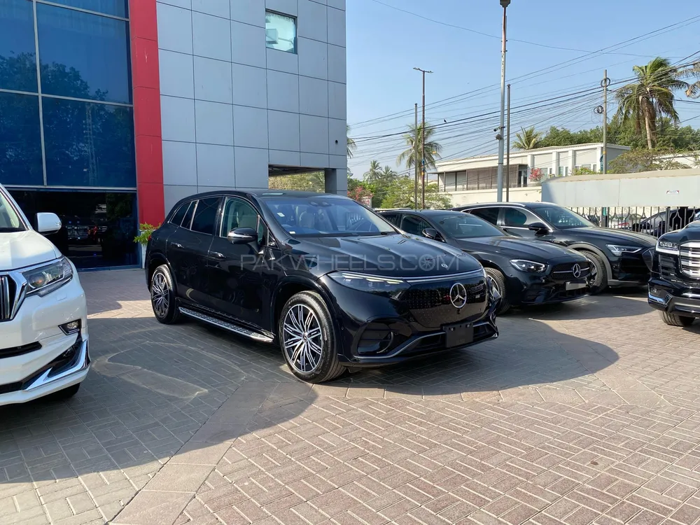 Mercedes Benz EQS 2023 for Sale in Karachi Image-1