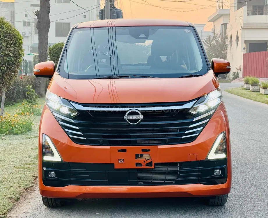 نسان ڈیز 2023 for Sale in لاہور Image-1