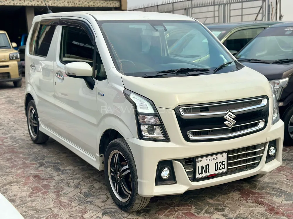 Suzuki Wagon R 2018 for Sale in Peshawar Image-1