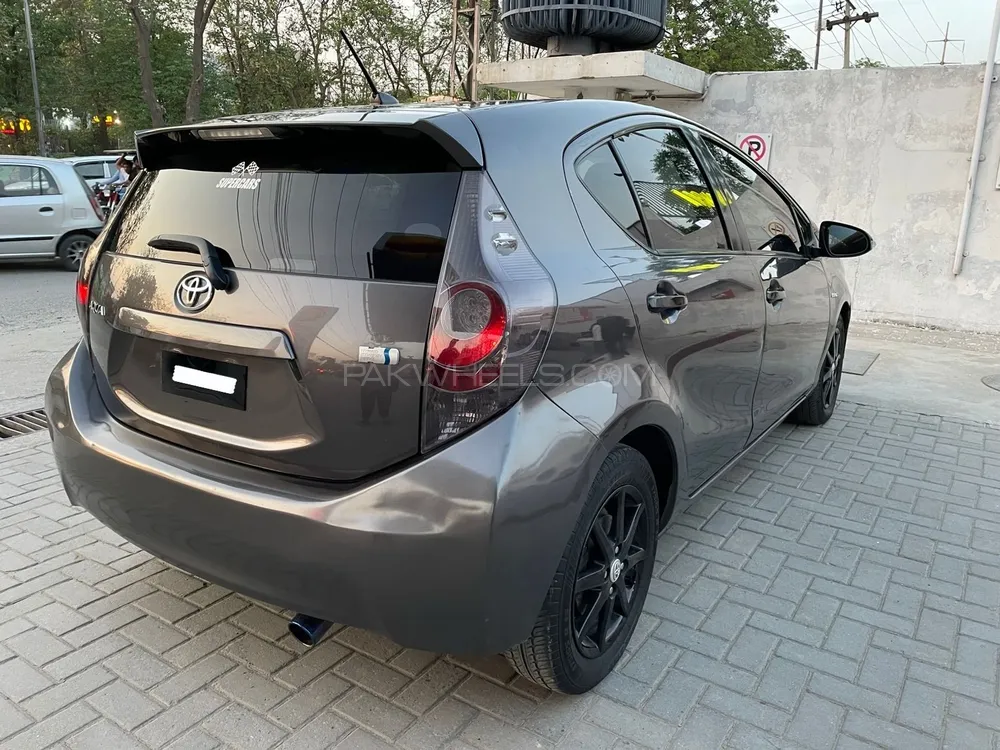 Toyota Aqua 2012 for Sale in Lahore Image-1