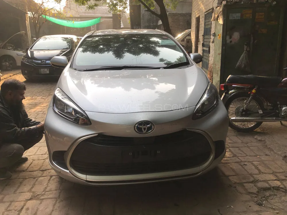 Toyota Aqua 2022 for Sale in Lahore Image-1