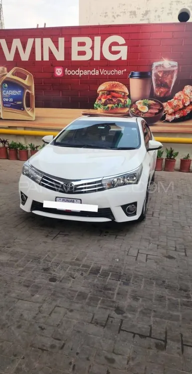 Toyota Corolla 2017 for Sale in Faisalabad Image-1