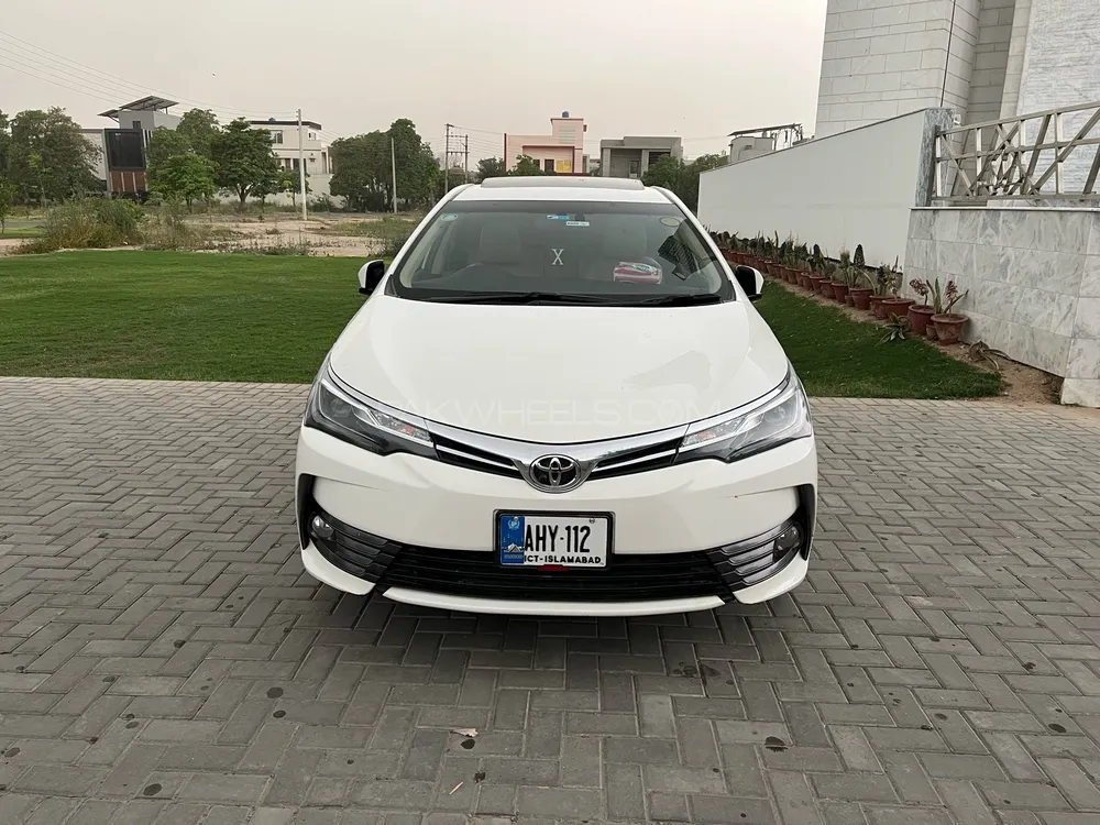 Toyota Corolla 2018 for Sale in Faisalabad Image-1