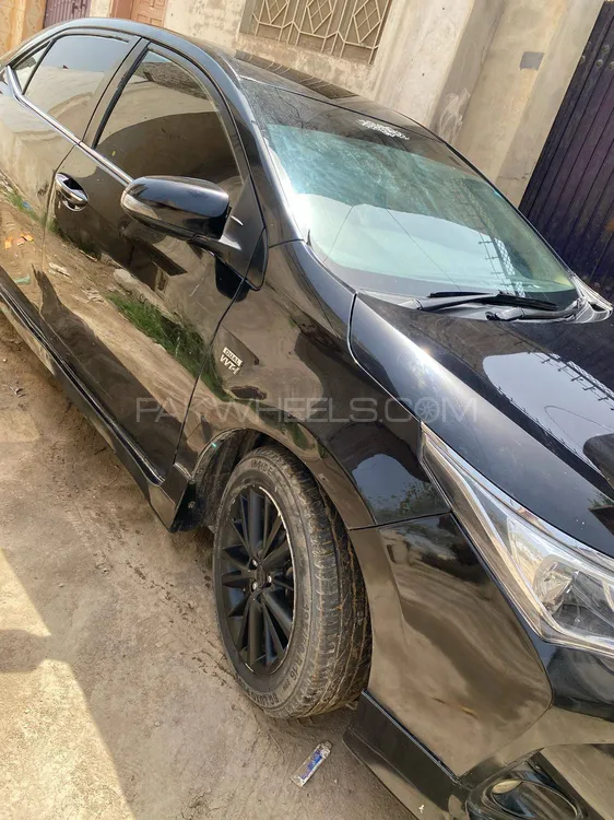 Toyota Corolla 2019 for Sale in Muzaffar Gargh Image-1