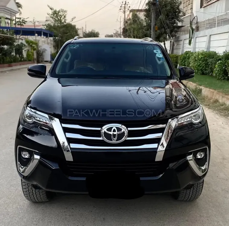 Toyota Fortuner 2017 for Sale in Islamabad Image-1