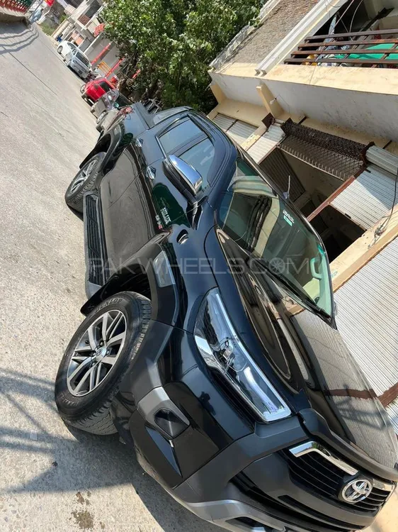 Toyota Hilux 2021 for Sale in Swat Image-1