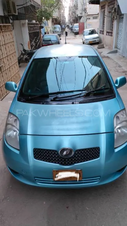 Toyota Vitz 2007 for Sale in Karachi Image-1