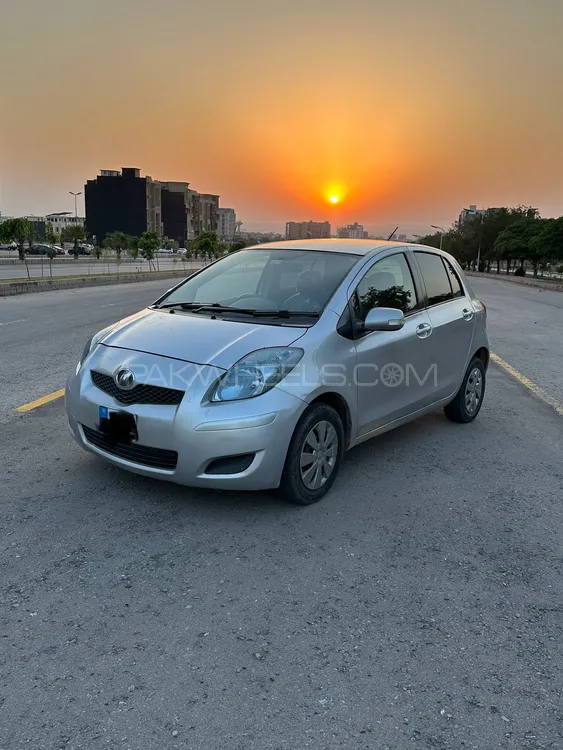 Toyota Vitz 2008 for Sale in Islamabad Image-1
