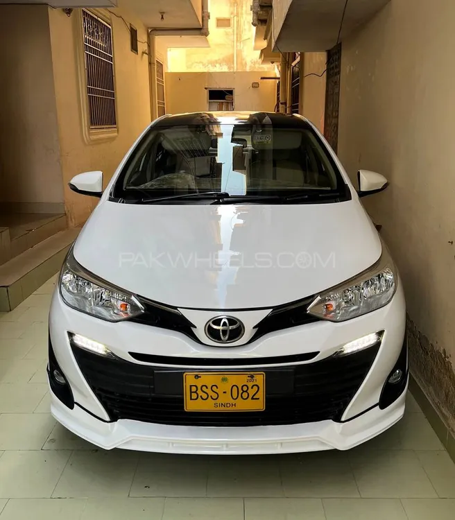 Toyota Yaris Sedan 2020 for Sale in Karachi Image-1
