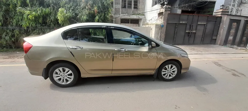 Honda City 2014 for Sale in Lahore Image-1