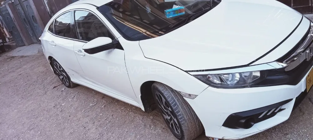 Honda Civic 2018 for Sale in Karachi Image-1