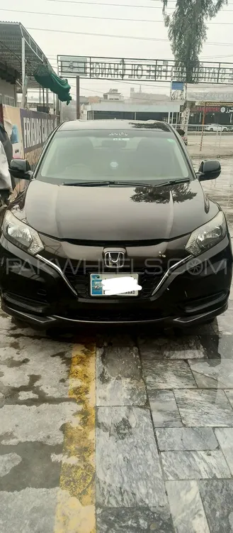Honda Vezel 2016 for Sale in Nowshera cantt Image-1