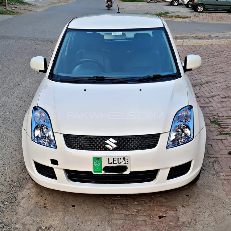 Suzuki Swift 2013 for Sale in Lahore Image-1