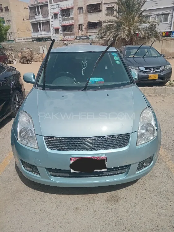 Suzuki Swift 2010 for Sale in Karachi Image-1