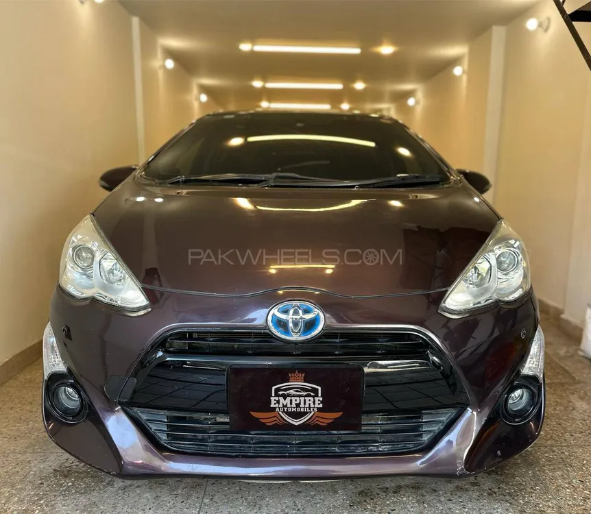 Toyota Aqua 2015 for Sale in Karachi Image-1