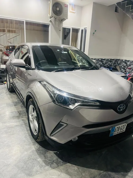 Toyota C-HR 2017 for Sale in Dera ismail khan Image-1