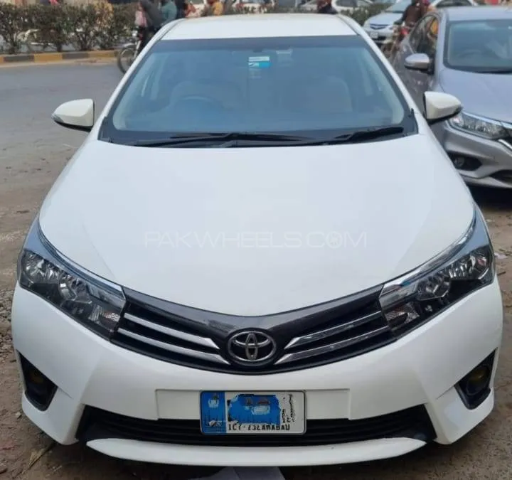 Toyota Corolla 2015 for Sale in Faisalabad Image-1