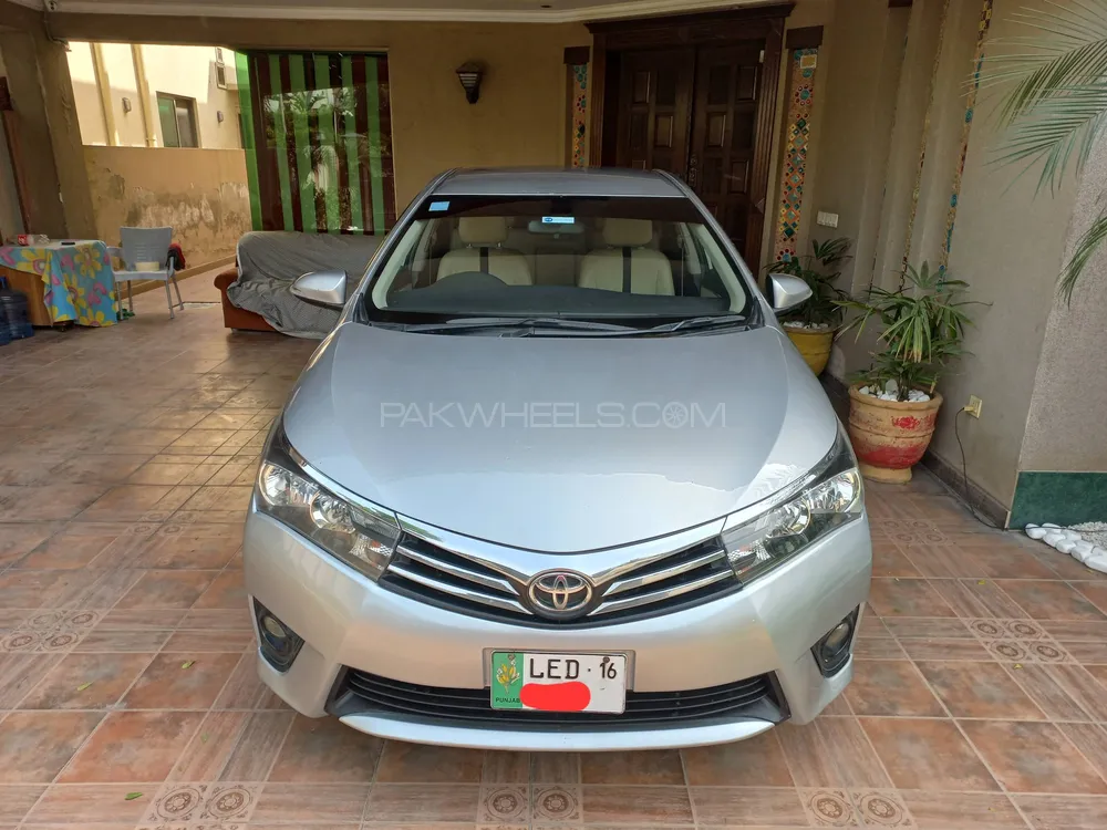 Toyota Corolla 2015 for Sale in Lahore Image-1