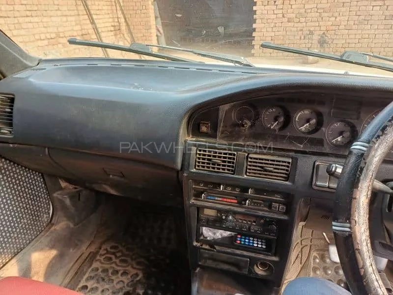 Toyota Corolla 1988 for Sale in Karak Image-1