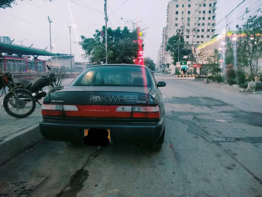 Toyota Corolla 2000 for Sale in Karachi Image-1