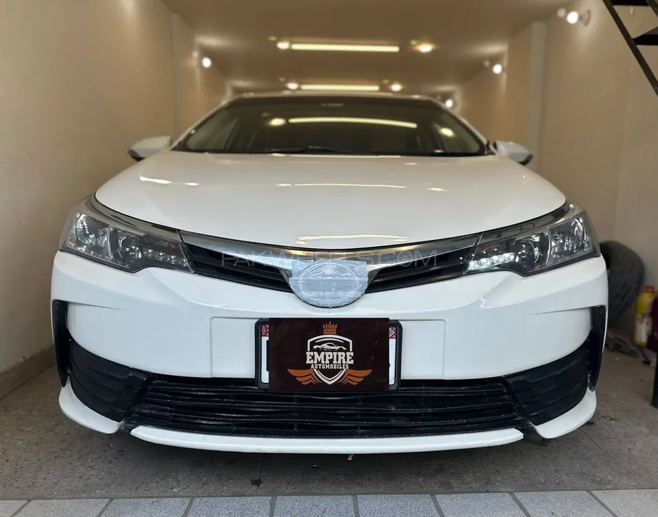 Toyota Corolla 2018 for Sale in Karachi Image-1