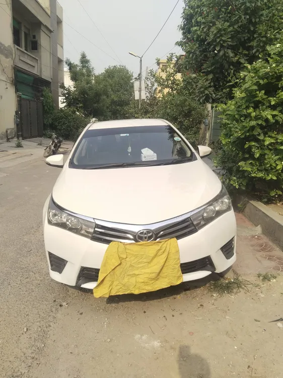Toyota Corolla 2016 for Sale in Lahore Image-1