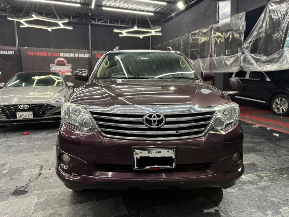 Toyota Fortuner 2013 for Sale in Sialkot Image-1