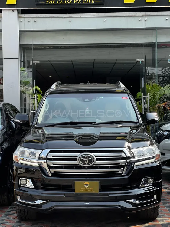 Toyota Land Cruiser 2017 for Sale in Lahore Image-1