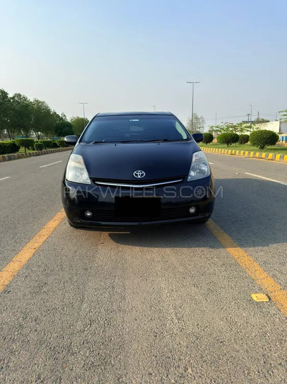 Toyota Prius 2008 for Sale in Lahore Image-1