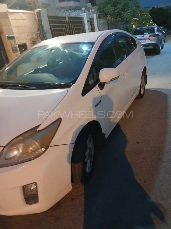 Toyota Prius 2012 for Sale in Karachi Image-1