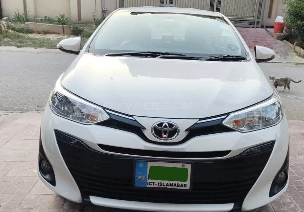 Toyota Yaris Sedan 2021 for Sale in Islamabad Image-1