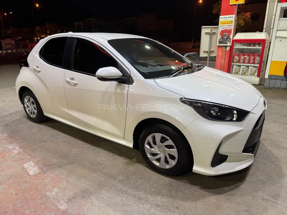 Toyota Yaris Hatchback 2021 for Sale in Karachi Image-1