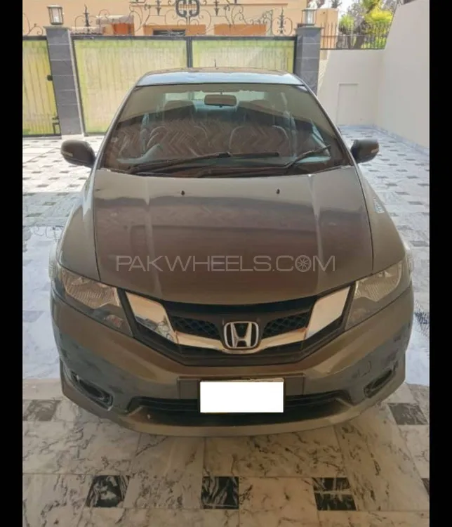 Honda City 2013 for Sale in Faisalabad Image-1