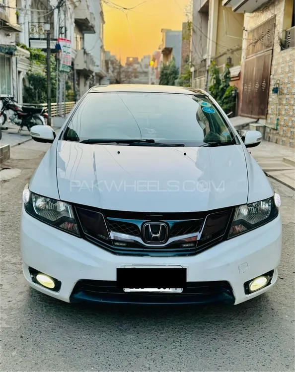 Honda City 2018 for Sale in Lahore Image-1