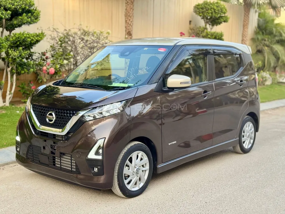 نسان ڈیز 2022 for Sale in کراچی Image-1