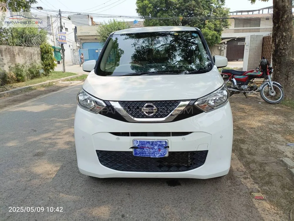 نسان ڈیز 2020 for Sale in لاہور Image-1