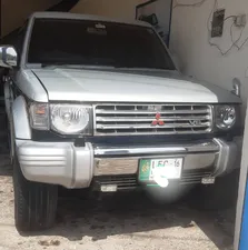 Mitsubishi Pajero Exceed 3.5 1993 for Sale