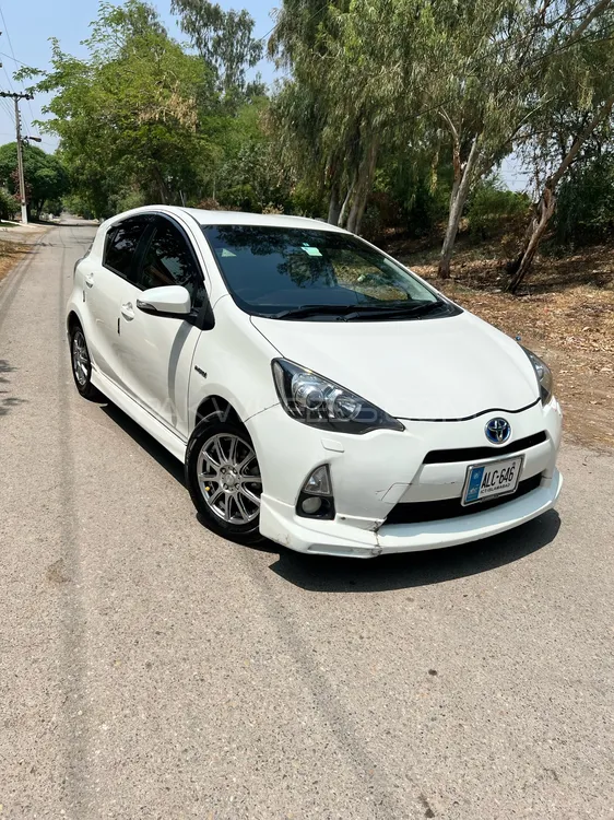 Toyota Aqua 2014 for Sale in Peshawar Image-1