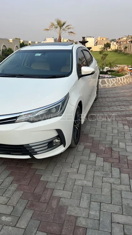Toyota Corolla 2017 for Sale in Lahore Image-1