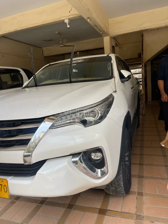 Toyota Fortuner 2019 for Sale in Karachi Image-1