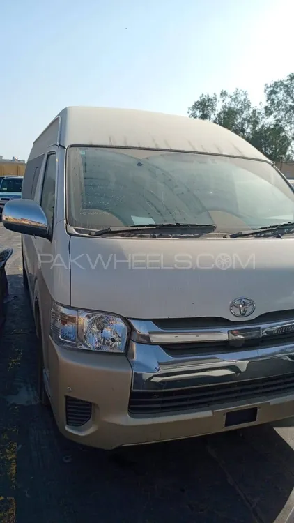 Toyota Hiace 2020 for Sale in Lahore Image-1